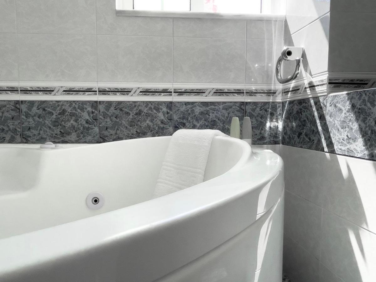Nj Apartments: The Island Edition Rhodes City Bagian luar foto